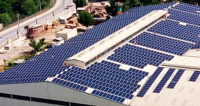 Francia aprueba una nueva ley climática, incluidas varias medidas para apoyar la energía fotovoltaica