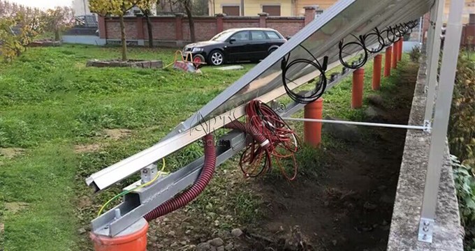 Montajes terrestres telescópicos con ajuste de inclinación en Rumanía |Art Sign
